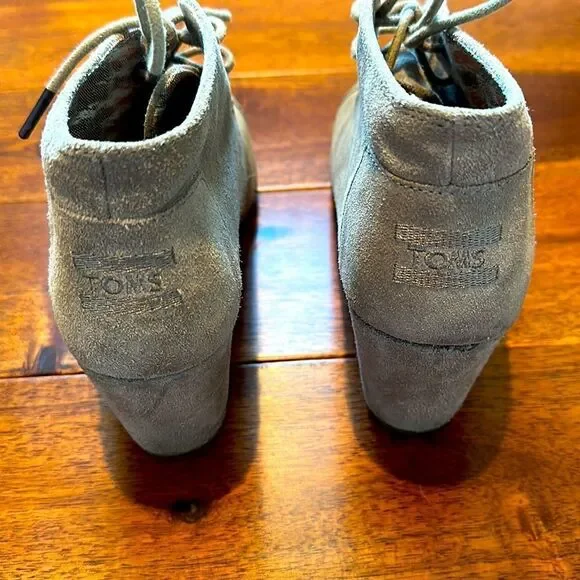 Tom’s Wedge Lace-up Boot - Picture 7 of 7